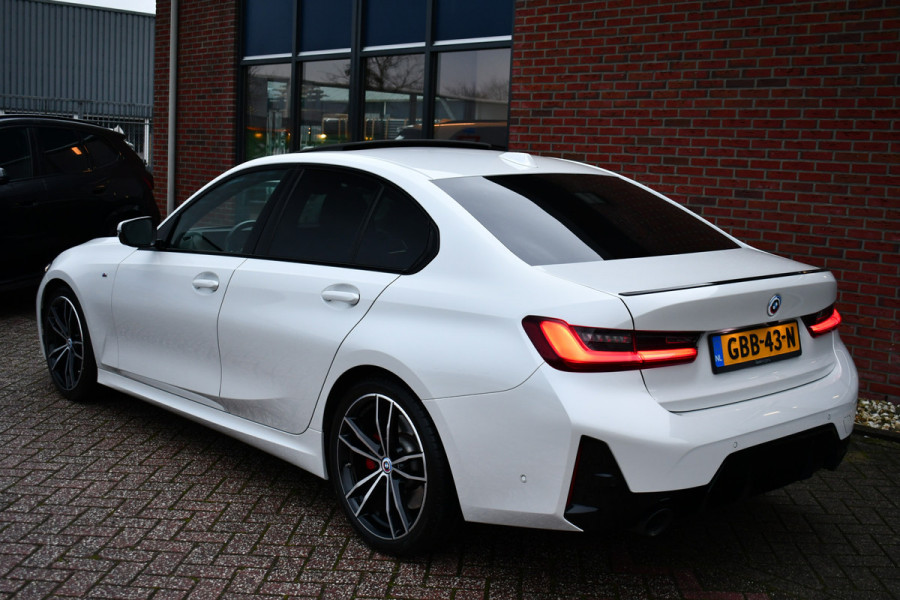 BMW 3 Serie 330D M-Sport Pro Pano H/K HUD El-zetels Parelmoer-wit!