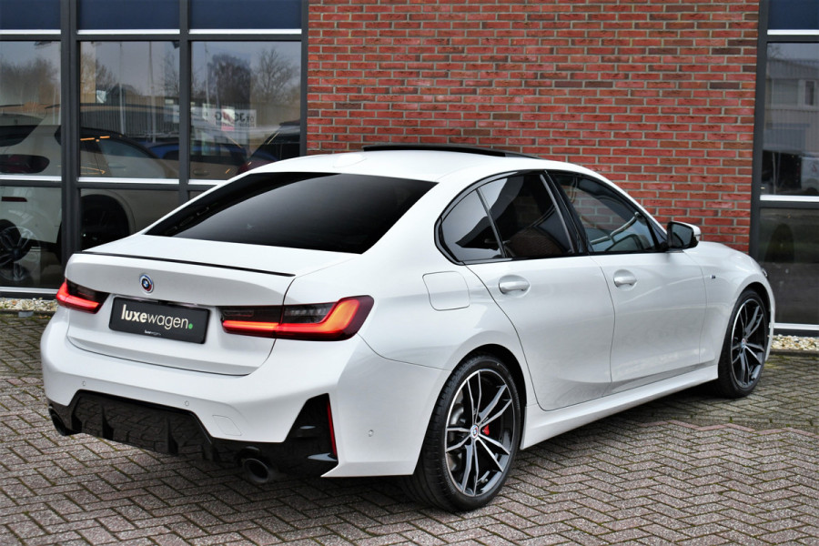 BMW 3 Serie 330D M-Sport Pro Pano H/K HUD El-zetels Parelmoer-wit!