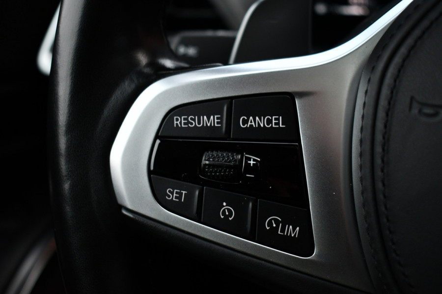 BMW 3 Serie 330D M-Sport Pro Pano H/K HUD El-zetels Parelmoer-wit!