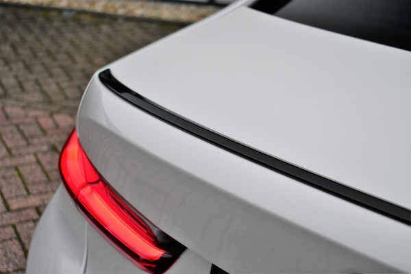 BMW 3 Serie 330D M-Sport Pro Pano H/K HUD El-zetels Parelmoer-wit!