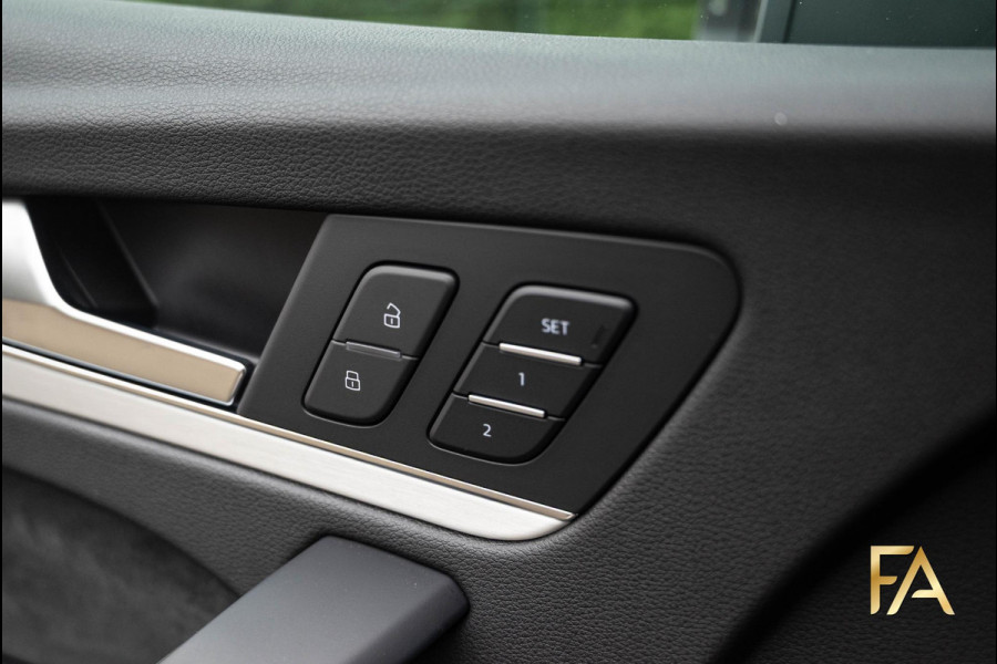 Audi Q5 Sportback 55 TFSI e S Line Competition 21Inch|Sfeer|MatrixLED|Memory|Trekhaak