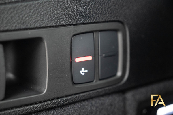 Audi Q5 Sportback 55 TFSI e S Line Competition 21Inch|Sfeer|MatrixLED|Memory|Trekhaak