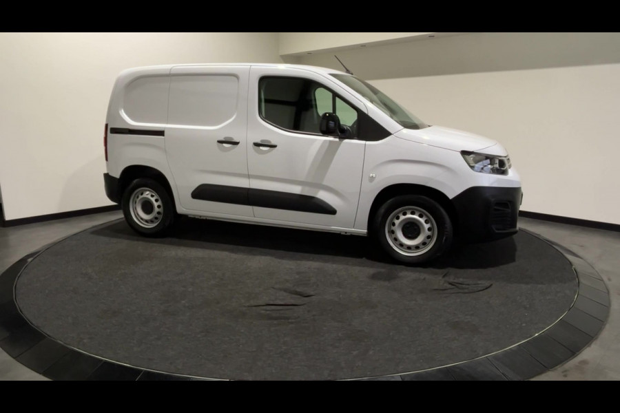 Citroën E-Berlingo Club 50 kWh 11 kw lader, airco, cruise control, goedkoper rijden vrijwel onmogelijk!