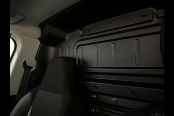 Citroën E-Berlingo Club 50 kWh 11 kw lader, airco, cruise control, goedkoper rijden vrijwel onmogelijk!