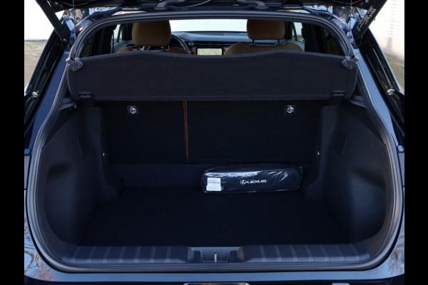 Lexus LBX Relax 2WD | Advanced Pack | Mark Levinson | 360 camera