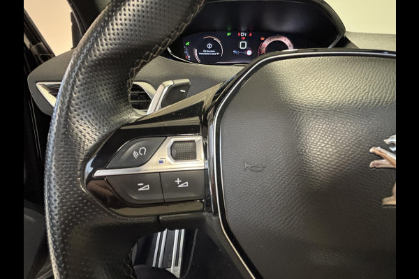 Peugeot 5008 1.6 PureTech GT-Line 7 pers | Panoramadak | Trekhaak afneembaar | Leder | Memory | Stoelverwarming | elektrisch verstelbare stoelen | Navi | Android auto / Apple carplay | Elektrische achterklep | Achteruitrijcamera