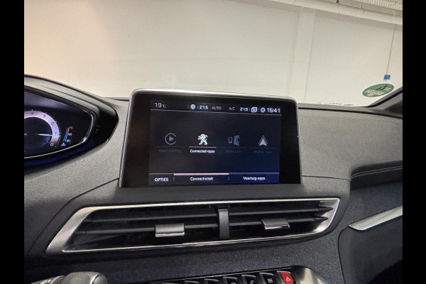 Peugeot 5008 1.6 PureTech GT-Line 7 pers | Panoramadak | Trekhaak afneembaar | Leder | Memory | Stoelverwarming | elektrisch verstelbare stoelen | Navi | Android auto / Apple carplay | Elektrische achterklep | Achteruitrijcamera