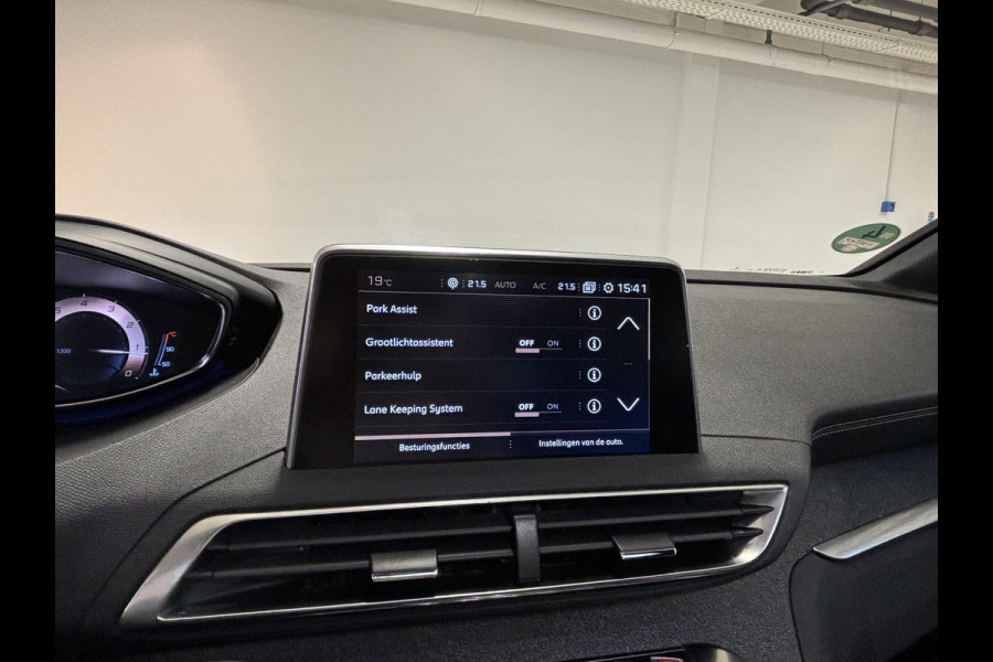 Peugeot 5008 1.6 PureTech GT-Line 7 pers | Panoramadak | Trekhaak afneembaar | Leder | Memory | Stoelverwarming | elektrisch verstelbare stoelen | Navi | Android auto / Apple carplay | Elektrische achterklep | Achteruitrijcamera