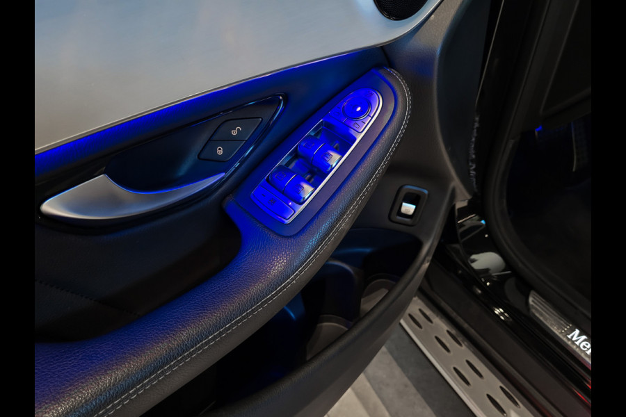 Mercedes-Benz GLC 200 4-M AMG Night|Panorama|20"|Trekhaak|MBUX|Spoorpakket|Sfeerverlichting|Treeplanken|New Service