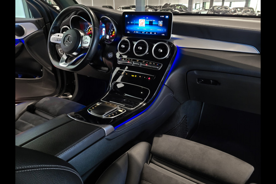 Mercedes-Benz GLC 200 4-M AMG Night|Panorama|20"|Trekhaak|MBUX|Spoorpakket|Sfeerverlichting|Treeplanken|New Service