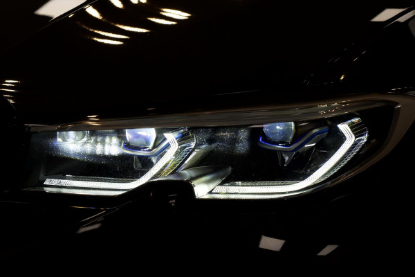 BMW 3-serie 330i PANO| M-SPORT| MARGE| LASER LED|