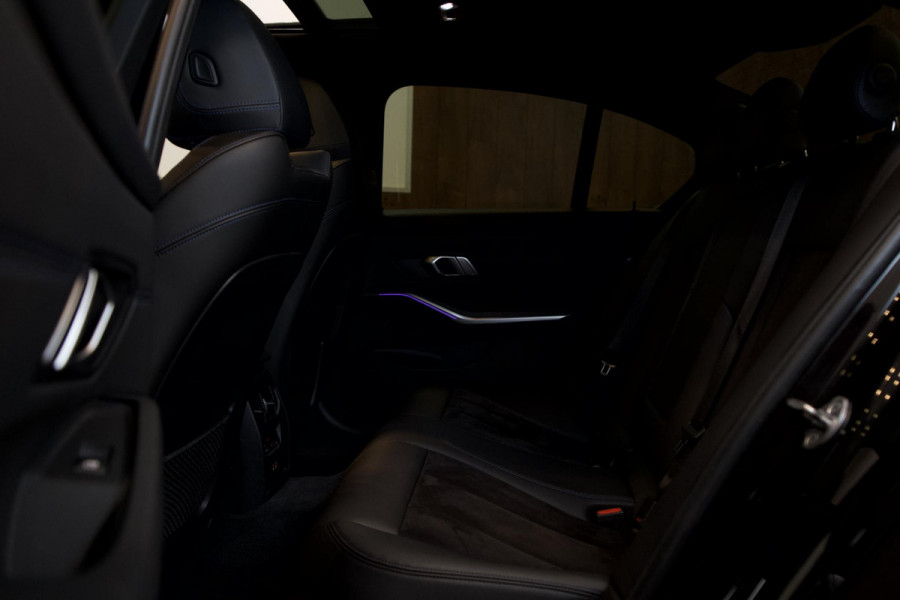 BMW 3-serie 330i PANO| M-SPORT| MARGE| LASER LED|