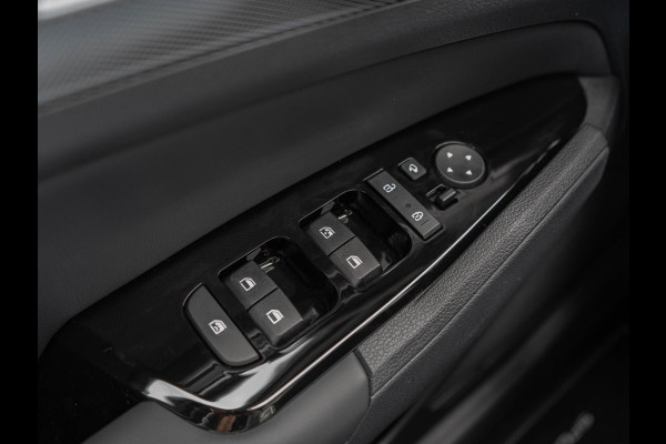 Kia Sportage 1.6 T-GDi Plug-in Hybrid AWD DynamicPlusLine | OP VOORRAAD  | Schuifkanteldak | Stoelverwarming |