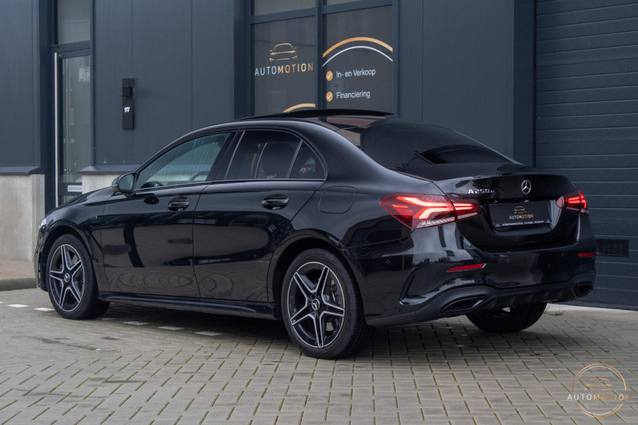 Mercedes-Benz A-Klasse 250e Business AMG Lim PANO MEMORY CAMERA STOELVERWARMING