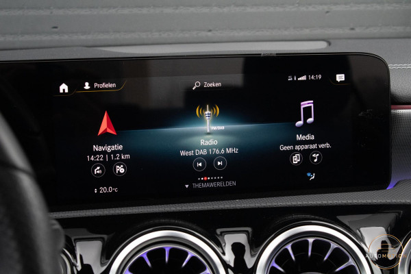 Mercedes-Benz A-Klasse 250e Business AMG Lim PANO MEMORY CAMERA STOELVERWARMING