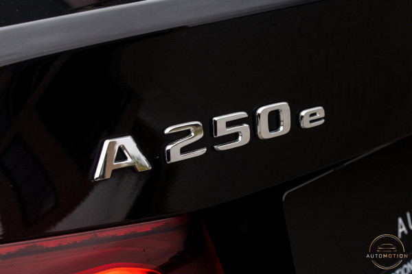 Mercedes-Benz A-Klasse 250e Business AMG Lim PANO MEMORY CAMERA STOELVERWARMING