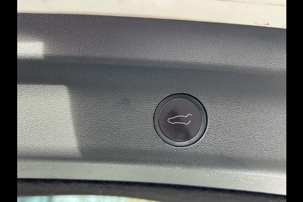 Tesla Model Y Long Range AWD 75 kWh | Enhanced Autopilot | Rijklaar geleverd | Stoel- & Stuurverwarming | Fabrieksgarantie tot 08-2026