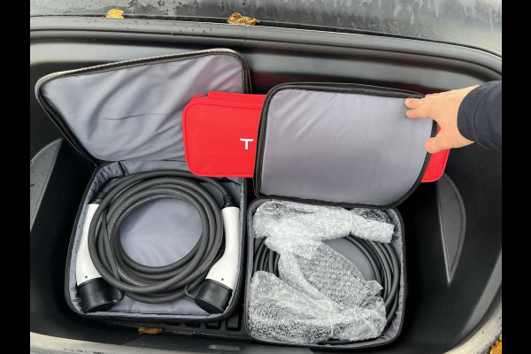 Tesla Model Y Long Range AWD 75 kWh | Enhanced Autopilot | Rijklaar geleverd | Stoel- & Stuurverwarming | Fabrieksgarantie tot 08-2026