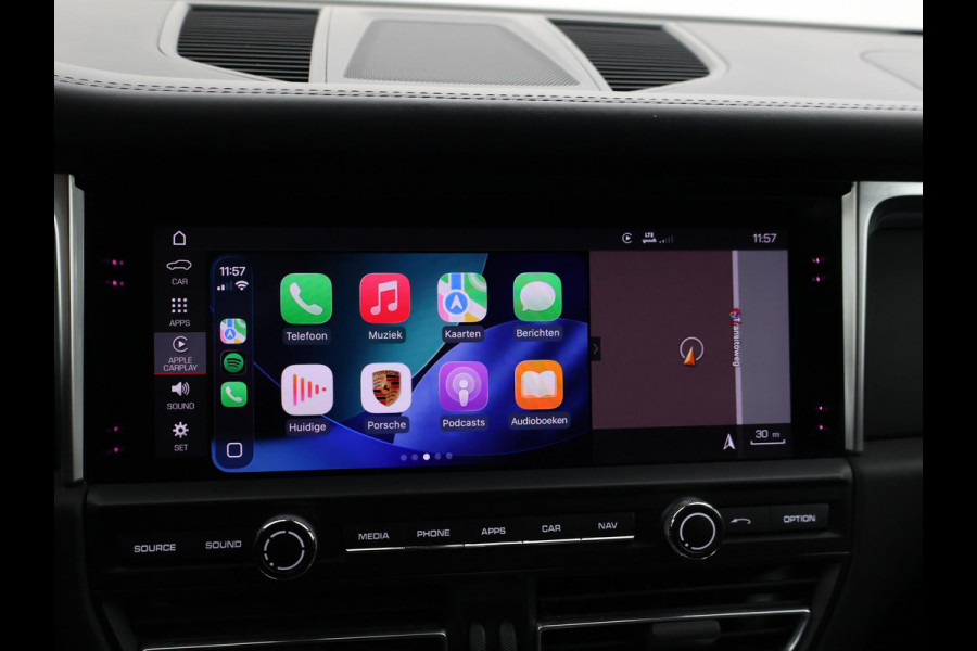 Porsche Macan 2.0 AUT. FACELIFT MODEL + PANORAMA | LUCHTVERING | 21 INCH | STOELVERW. V+A | CARRERAWIT METALLIC