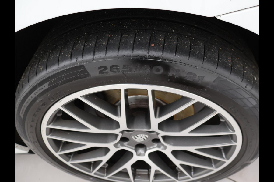 Porsche Macan 2.0 AUT. FACELIFT MODEL + PANORAMA | LUCHTVERING | 21 INCH | STOELVERW. V+A | CARRERAWIT METALLIC