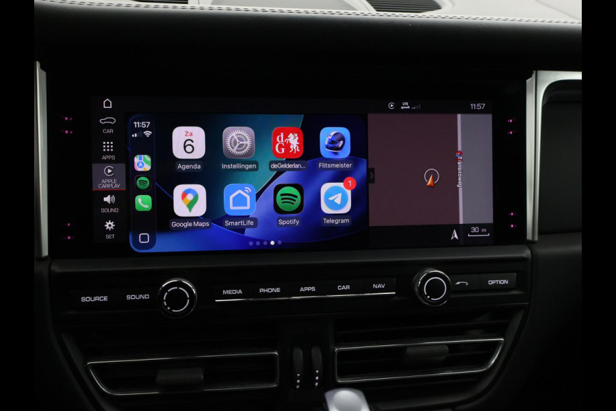 Porsche Macan 2.0 AUT. FACELIFT MODEL + PANORAMA | LUCHTVERING | 21 INCH | STOELVERW. V+A | CARRERAWIT METALLIC