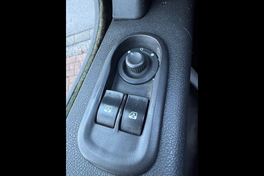 Renault Master T33 2.3 dCi L1 H1 3Zits Euro 6 62.000km Airco,Navigatie,Imperiaal