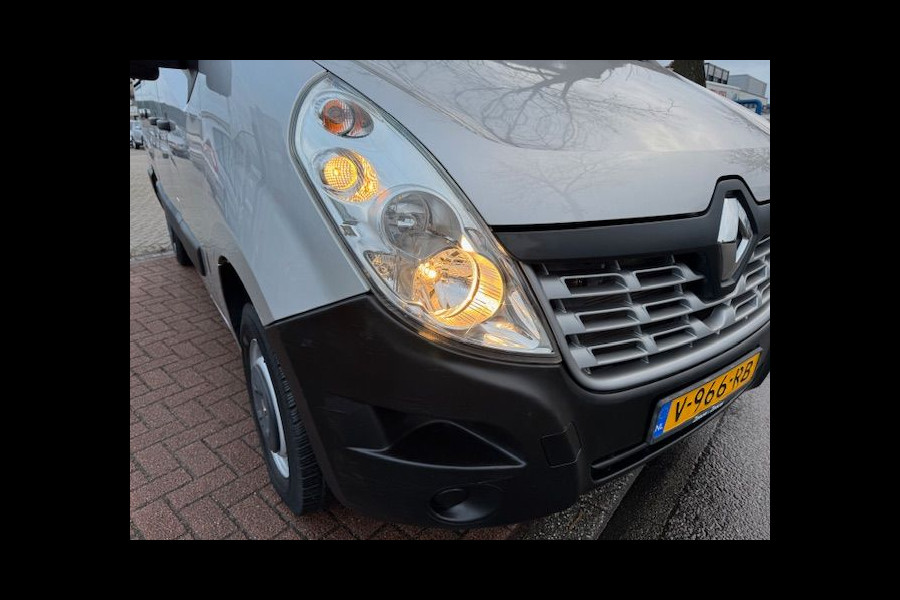 Renault Master T33 2.3 dCi L1 H1 3Zits Euro 6 62.000km Airco,Navigatie,Imperiaal