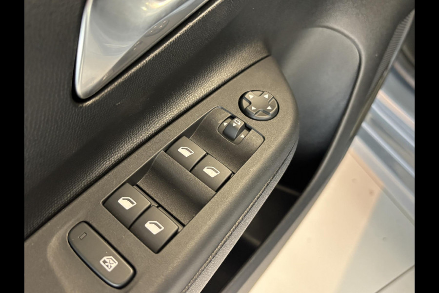 Opel Corsa 1.2 Turbo Hybrid GS Automaat | Stoelverwarming | Achteruitrijcamera | Android auto / Apple carplay