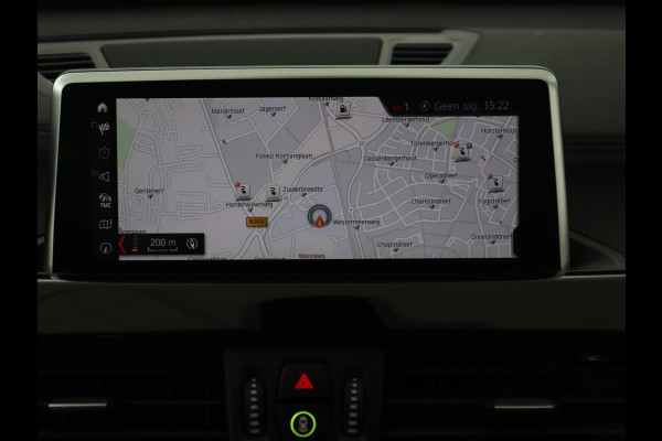 BMW X1 xDrive25e Sport Line | Stoelverwarming | Camera | Full LED | Sportstoelen | Keyless | Navigatie | Climate control | Parkeerhulp | Cruise control | DAB | Bluetooth