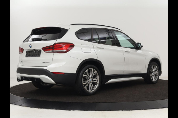 BMW X1 xDrive25e Sport Line | Stoelverwarming | Camera | Full LED | Sportstoelen | Keyless | Navigatie | Climate control | Parkeerhulp | Cruise control | DAB | Bluetooth