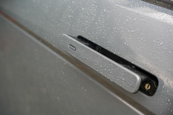 Land Rover Range Rover Evoque 2.0 P300 AWD R-Dynamic HSE Adapt. Cruise Virtual Dash Matrix LED Two Tone Leder Meridian Keyless