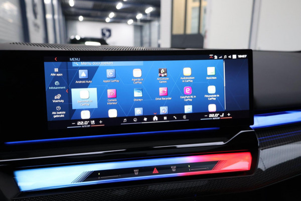 BMW 5 Serie Touring M5 727+PK BTW/M-PERFORMANCE CARBON/AKRAPOVIC/22" VOSSEN/BOWERS & WILKINS/PANO/HUD/ACC/ECC/FABRIEKSGARANTIE!