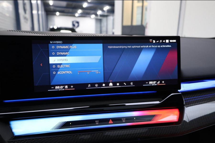 BMW 5 Serie Touring M5 727+PK BTW/M-PERFORMANCE CARBON/AKRAPOVIC/22" VOSSEN/BOWERS & WILKINS/PANO/HUD/ACC/ECC/FABRIEKSGARANTIE!