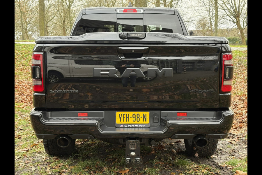 Dodge Ram 1500 5.7 V8 Laramie Night - PANO - LUCHTVERING - LPG - 22 inch - NL AUTO