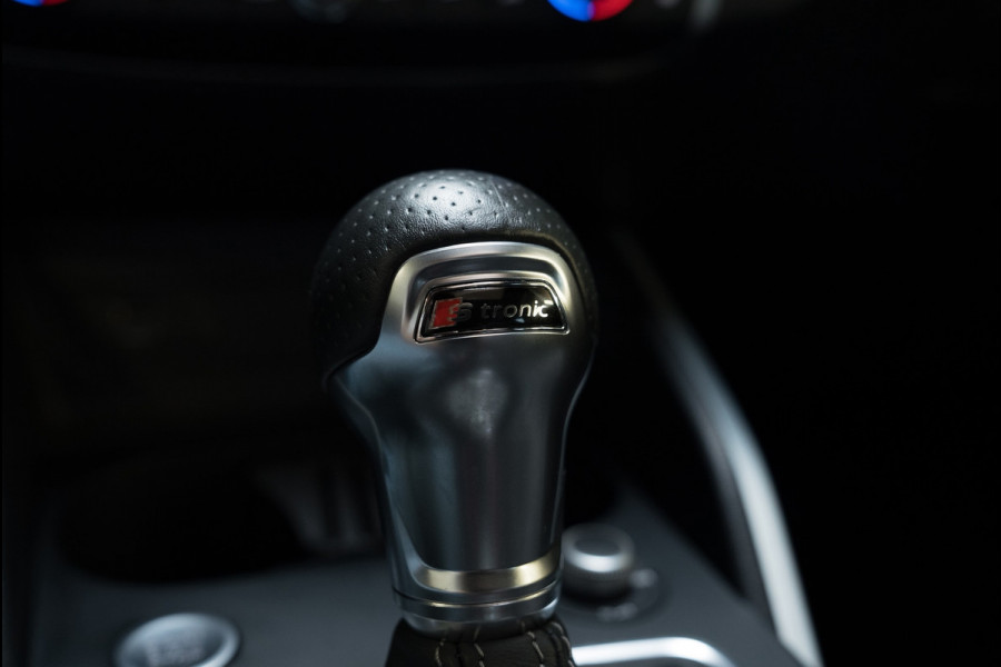 Audi Q2 2.0 TFSI quattro S-Line | Pano | Camera | Stoelverwarming | Dealer onderhouden