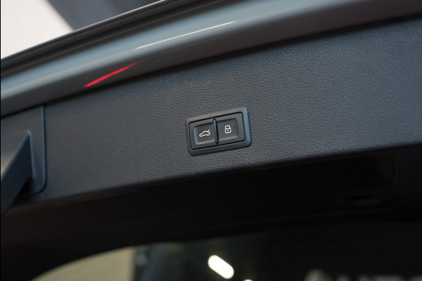 Audi Q2 2.0 TFSI quattro S-Line | Pano | Camera | Stoelverwarming | Dealer onderhouden