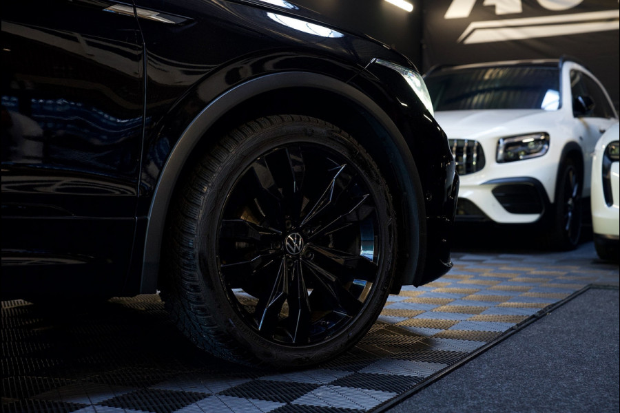 Volkswagen Tiguan 1.5 TSI R-Line Business+ 3x R-Line/Pano/Virtual/IQ Light/Leder/Sfeerverlichting/Keyless/APK/Bomvol!