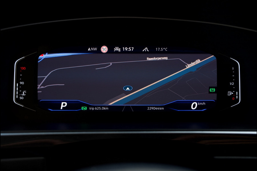 Volkswagen Tiguan 1.5 TSI R-Line Business+ 3x R-Line/Pano/Virtual/IQ Light/Leder/Sfeerverlichting/Keyless/APK/Bomvol!