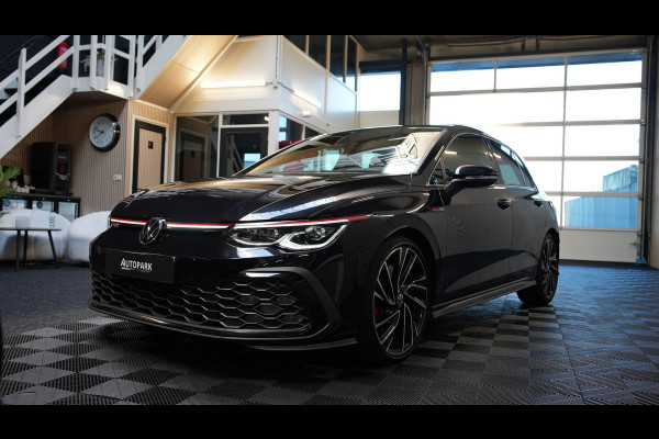 Volkswagen Golf 2.0 TSI GTI IQ LIGHTS/HARMAN KARDON/CARPLAY/BLINDSPOT/STOELVERWARMING/APK/245PK