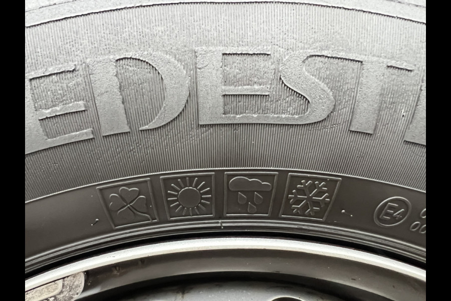 Renault Master T35 2.3 dCi 135 L2H2