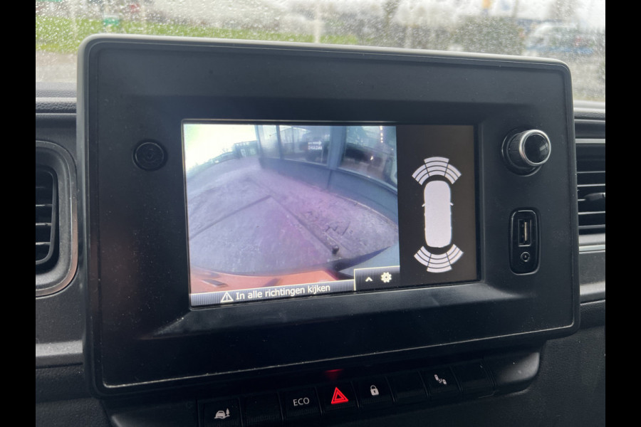 Renault Master T35 2.3 dCi 135 L2H2