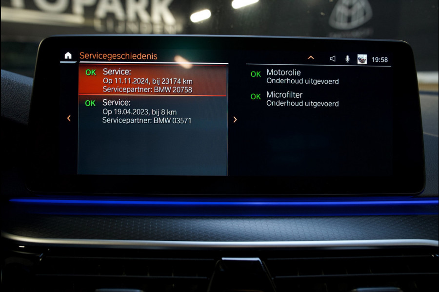 BMW 5 Serie 520i M-Sport PANO/HUD/360CAM/GARANTIE 2027/MEMORY/SFEERVERLICHTING/BOMVOL!