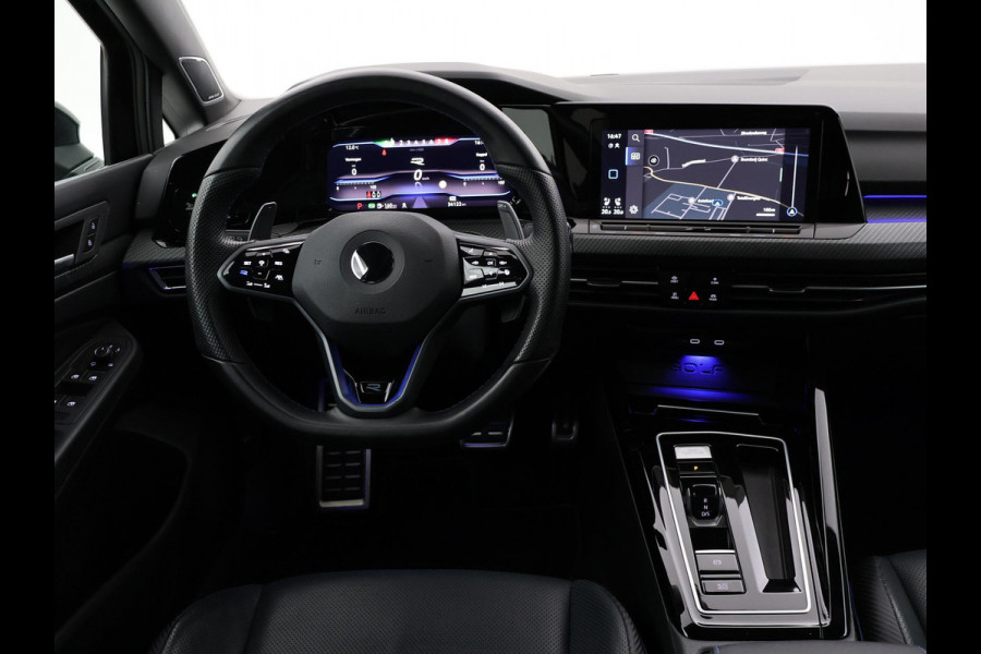 Volkswagen Golf R 2.0 TSI R 4MOTION 320 PK + AKRAPOVIC UITLAAT | PANORAMA | STOELVENTILATIE | HARMAN/KARDON | NAPPA LEDER