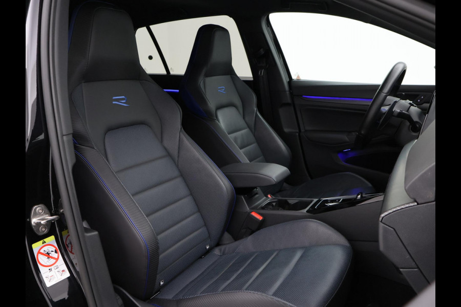 Volkswagen Golf R 2.0 TSI R 4MOTION 320 PK + AKRAPOVIC UITLAAT | PANORAMA | STOELVENTILATIE | HARMAN/KARDON | NAPPA LEDER