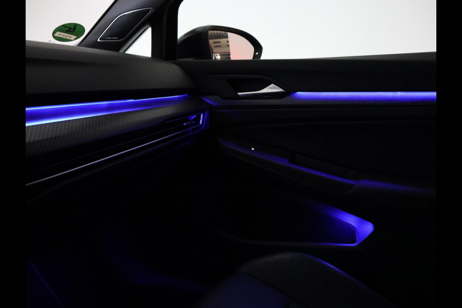 Volkswagen Golf R 2.0 TSI R 4MOTION 320 PK + AKRAPOVIC UITLAAT | PANORAMA | STOELVENTILATIE | HARMAN/KARDON | NAPPA LEDER
