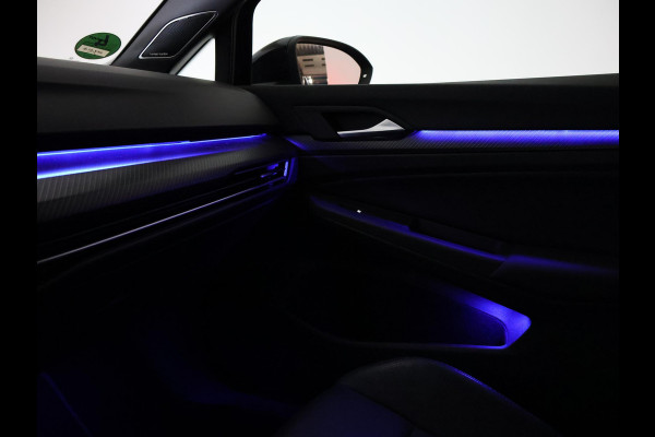 Volkswagen Golf R 2.0 TSI R 4MOTION 320 PK + AKRAPOVIC UITLAAT | PANORAMA | STOELVENTILATIE | HARMAN/KARDON | NAPPA LEDER
