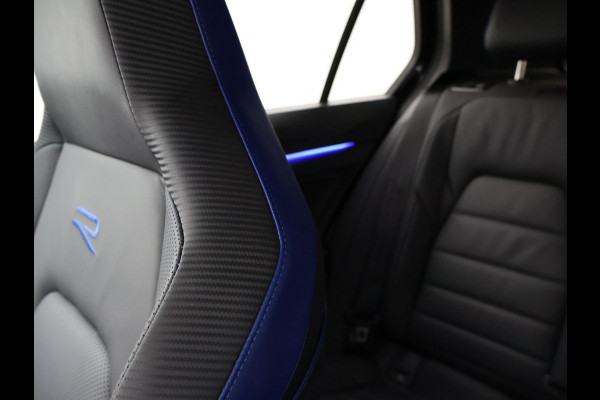 Volkswagen Golf R 2.0 TSI R 4MOTION 320 PK + AKRAPOVIC UITLAAT | PANORAMA | STOELVENTILATIE | HARMAN/KARDON | NAPPA LEDER