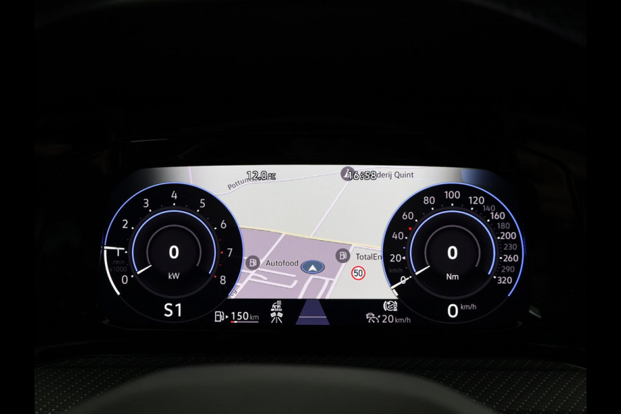 Volkswagen Golf R 2.0 TSI R 4MOTION 320 PK + AKRAPOVIC UITLAAT | PANORAMA | STOELVENTILATIE | HARMAN/KARDON | NAPPA LEDER