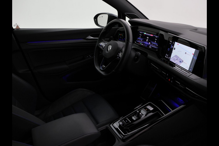 Volkswagen Golf R 2.0 TSI R 4MOTION 320 PK + AKRAPOVIC UITLAAT | PANORAMA | STOELVENTILATIE | HARMAN/KARDON | NAPPA LEDER