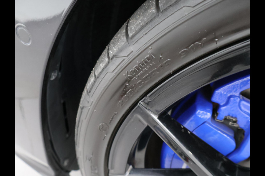 Volkswagen Golf R 2.0 TSI R 4MOTION 320 PK + AKRAPOVIC UITLAAT | PANORAMA | STOELVENTILATIE | HARMAN/KARDON | NAPPA LEDER